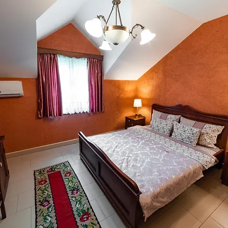 Zornica Kuca Konukevi 4*